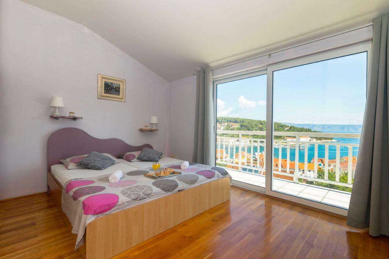 Apartments Palma Jelsa  Exterior foto